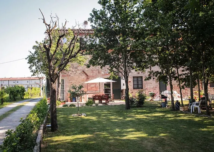Tipical Tuscany Apartment Near Lucca!